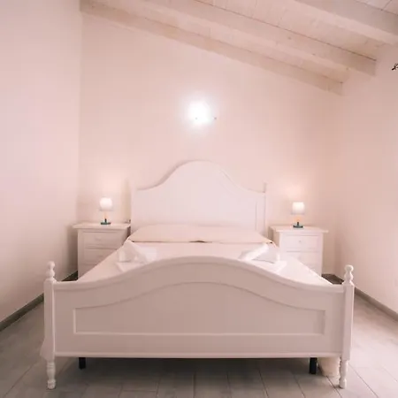 Luxury New In Lacaletta 1 Min From The La Caletta